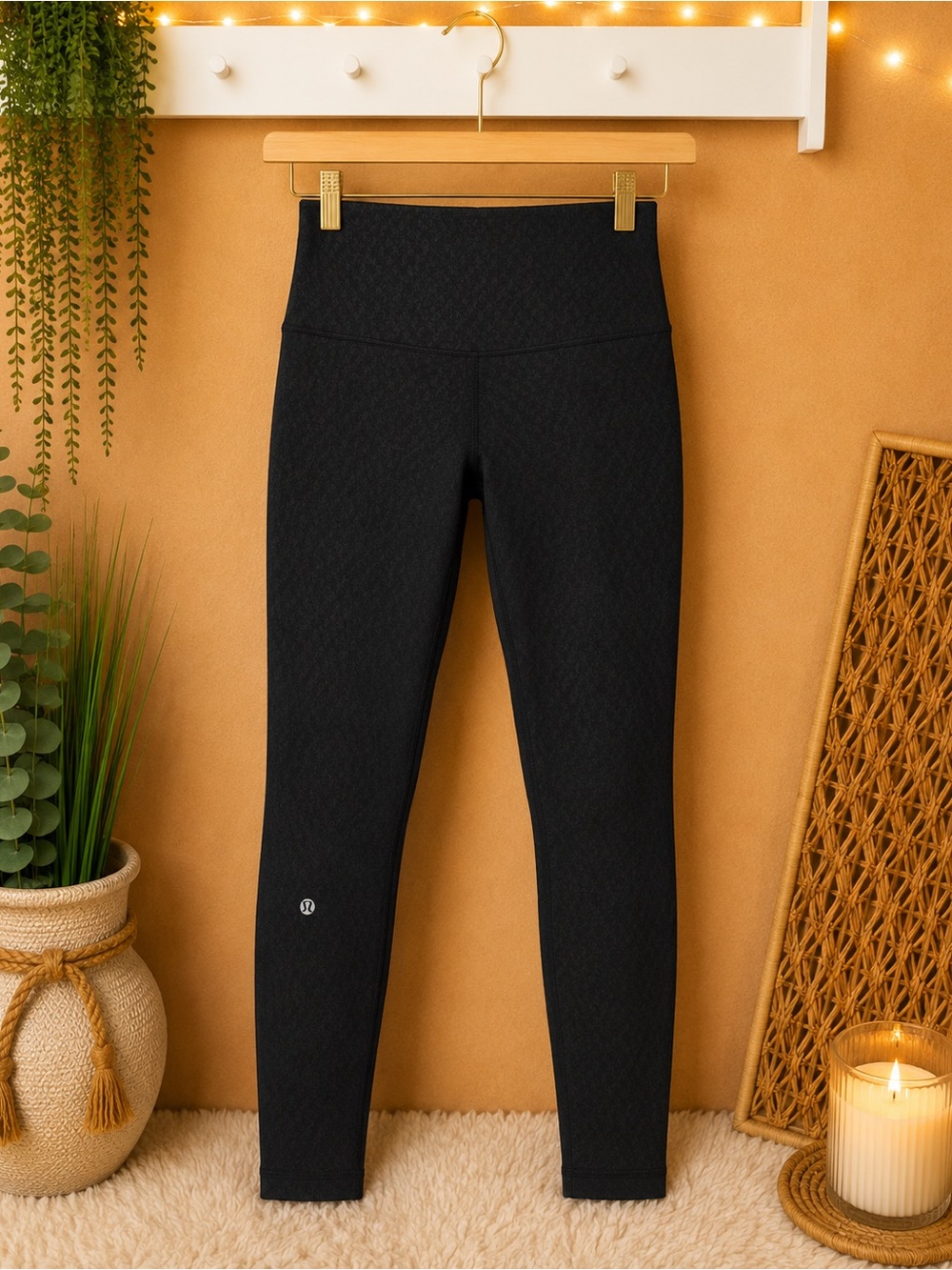 Lululemon Black Wunder Train 25” Sz 0 High Waist Leggings Pattern EUC Cute Soft